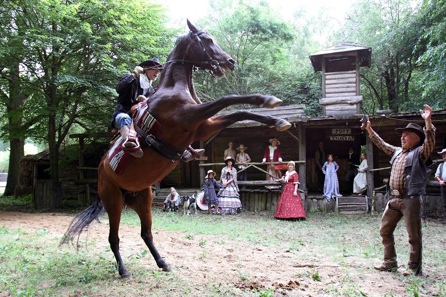 WildWestShows Die Reiter vom Drachenmoor